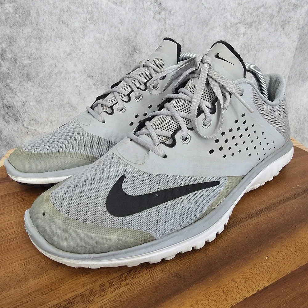 Nike Mens FS Lite Run 2 Running Shoes Mens 10 Gray Black  Sneakers 685266-011‎